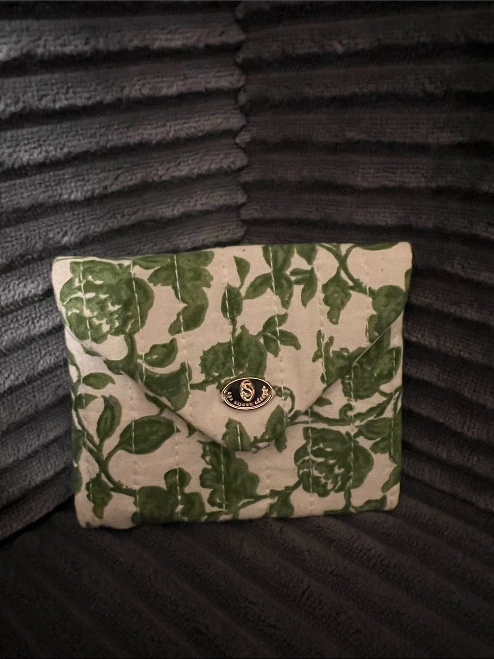 Sezane jewelry pouch Green Leaf Quilted Cardholder with Gold Logo Accent